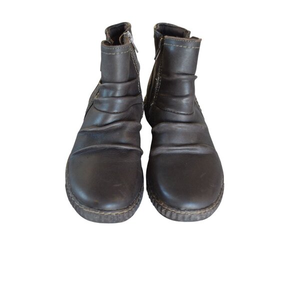 Clarks Women's Caroline Orchid Ruched Round Toe Booties Brown Leather Size 7.5 - Picture 4 of 11